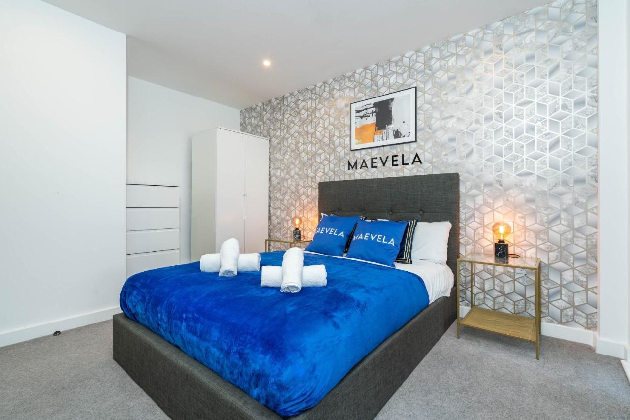 Maevela Apartments - Luxury Broad St Apartment - 2 Bed, 2 Bath - City Centre/Cube/Mailbox - With Underground Parking ✓- L Shape Sofa, Large 50 Inch Smart Tv With Free Netflix & Wifi Бірмінгем Екстер'єр фото